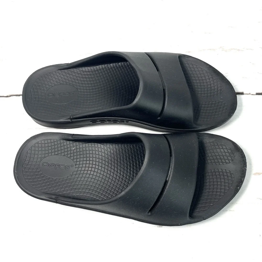 Oofos Ooahh Slide Womens Size 11 Men's Size 9 Black Comfort Recovery Sandals